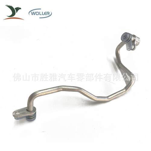 适用奔驰W218CLS550E550冷却水管A27820032512782001851