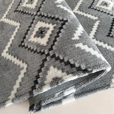 客厅地毯短长毛绒波西米亚高端沙发地板垫出口地毯特惠清关尾货