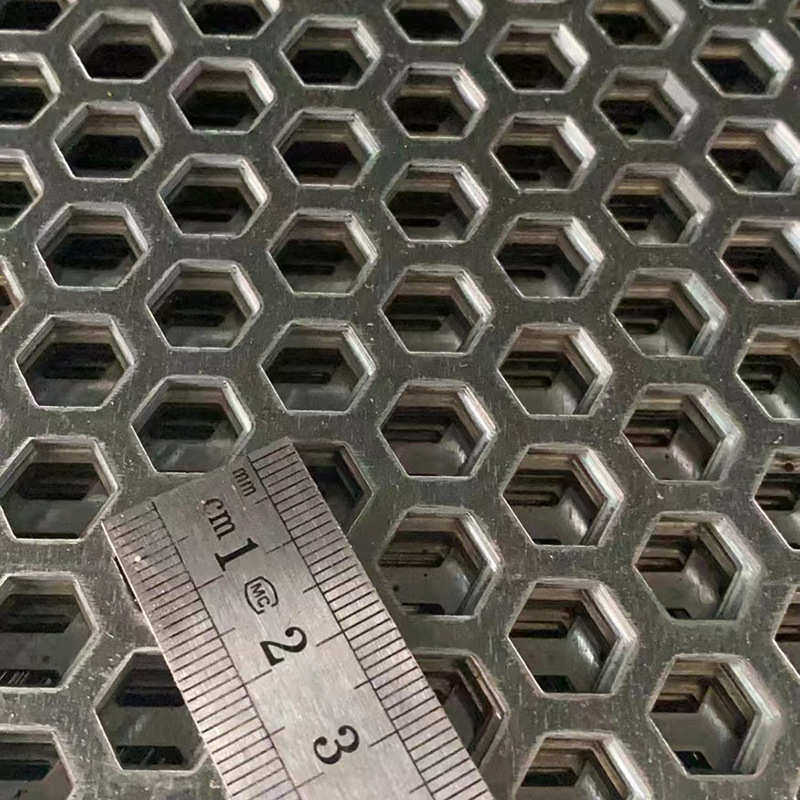 304不锈钢冲孔板 不锈钢冲孔网防滑板建筑施工金属冲孔板冲孔托盘,商业/办公家具,瓷砖展架/地板展架,淘宝优惠券,粉丝福利购,淘宝优惠卷