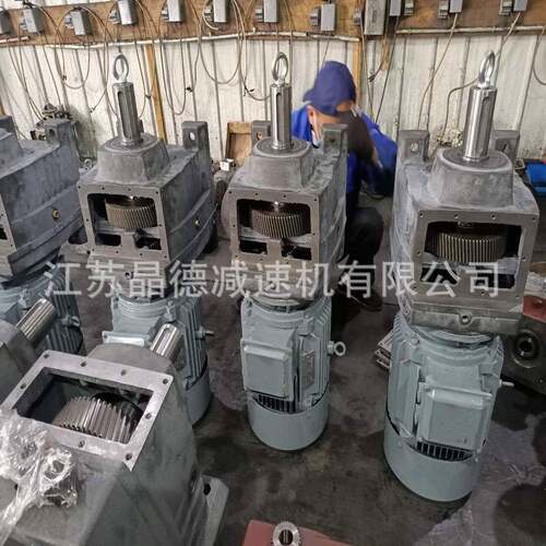 XLD8-17-22KW摆针减速机XLD8-17-15KWXLD8-17-18.5KW