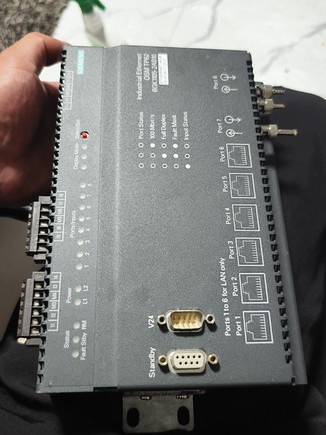 充新 6gk1105-2ab10，原装拆机，成色充新。有个光