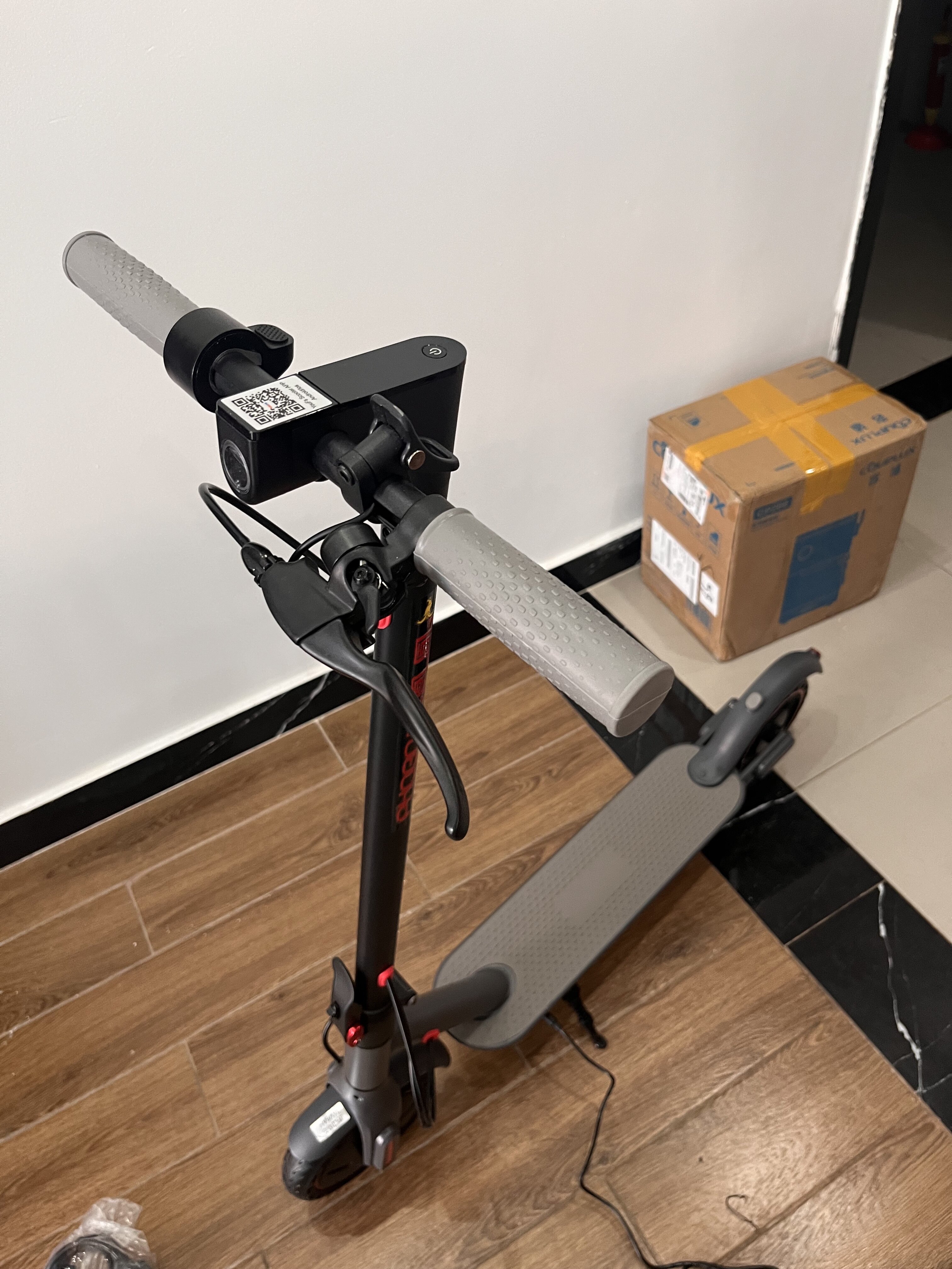 Электросамокат Phoenix F30: с аккумуляторами Panasonic, запас хода 70 км, складной, легкий для городских поездок photo review