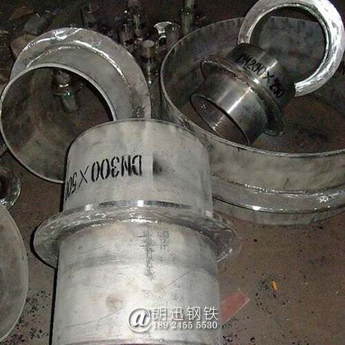 斜面柔性防水套管 国标a型b型预埋穿墙人防密闭钢制刚性防水套管