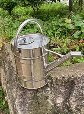 201不锈钢加油桶长嘴手提加油壶6L8L12L柴油桶汽油桶备用油箱带网