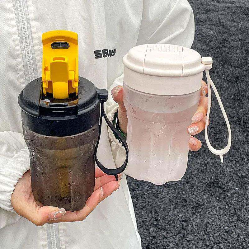 简约咖啡杯带吸管办公便携成人塑料杯夏季运动情侣礼品随手水杯