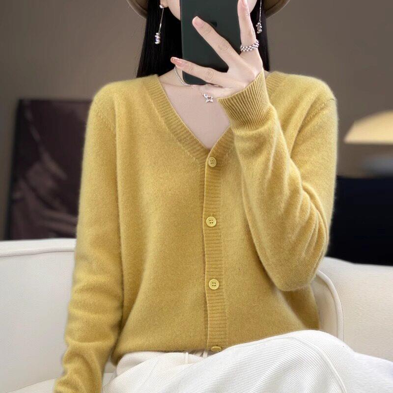 羊绒针织开 衫女2025年春秋新款宽松显瘦薄款V领外搭短款毛衣外套