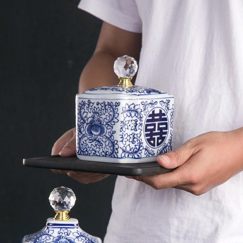 陶瓷青花瓷喜字青花储物罐糖果罐家居装饰花瓶小摆件样板间