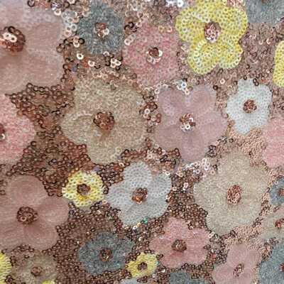 2025时装面料绣常用新款亮片年500涤服饰背景时尚全米克布纺织品