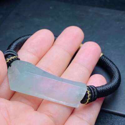 缅甸天然翡翠a货冰飘花随形手牌男女款zp，尺寸：46.1-13.5-12mm