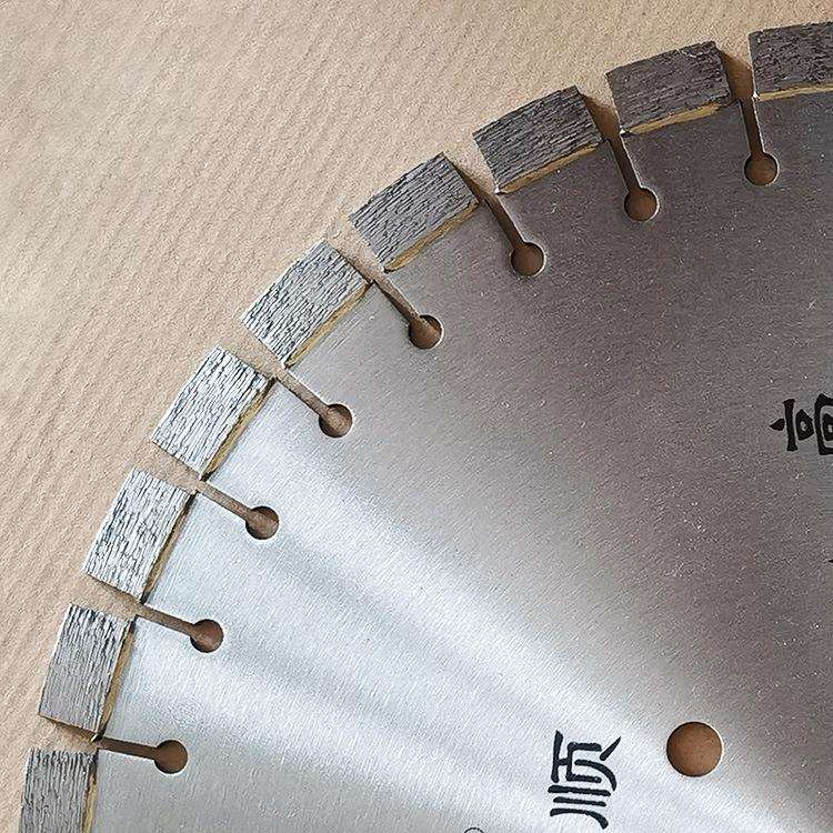 直径350短齿马路锯片精片锋利耐用石材切割锯片金刚石工具
