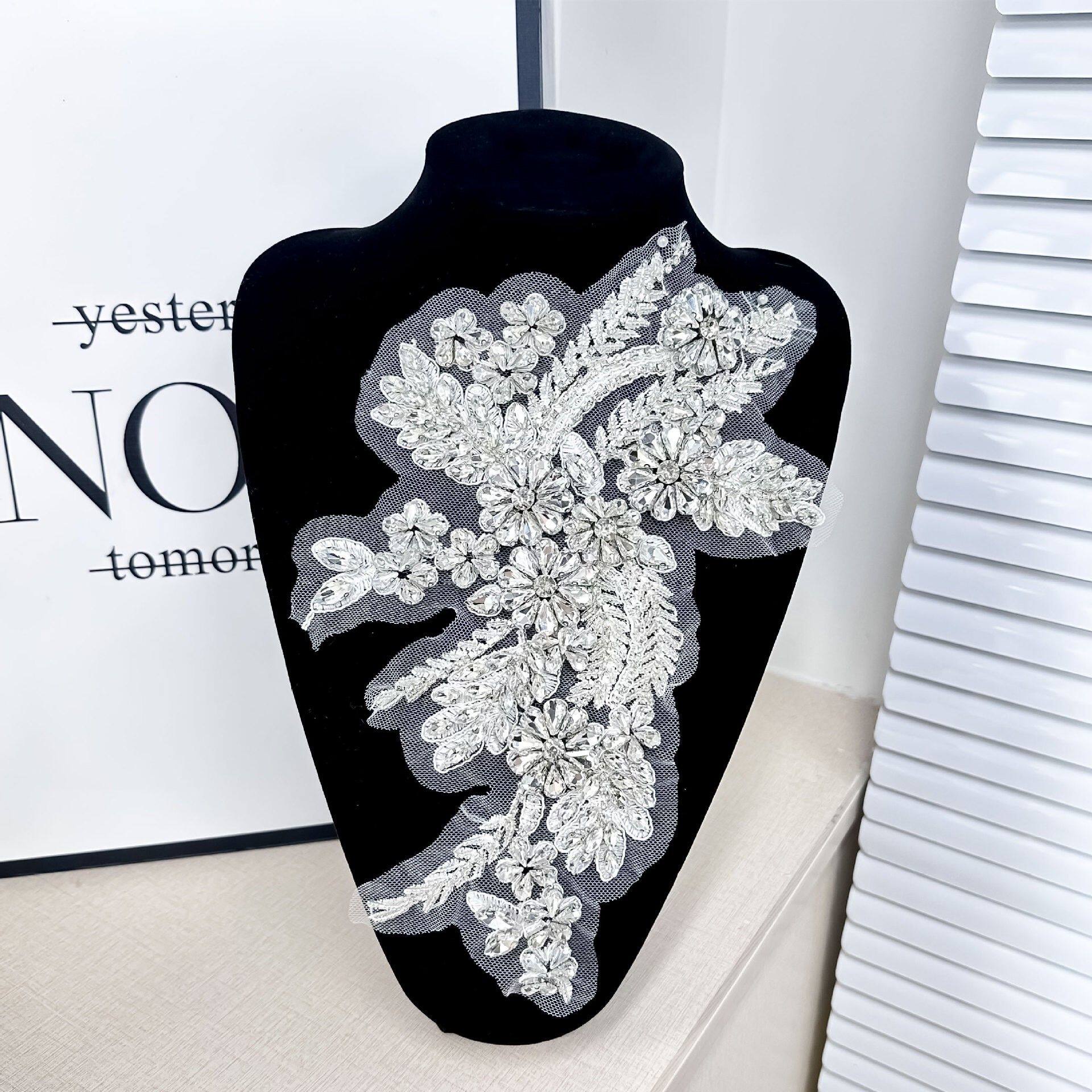重工玻璃钻网布刺绣手工钉珠水晶对领领花婚纱礼服装饰DIY辅料
