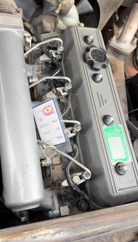 3月14日徐州委托-资产处置合力叉车一台,载重3吨,2024年发动机,正常使用网络拍卖公告