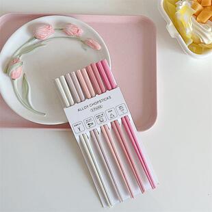 Alloy Chopsticks for Home Use, One Pair Per Person, Resistan