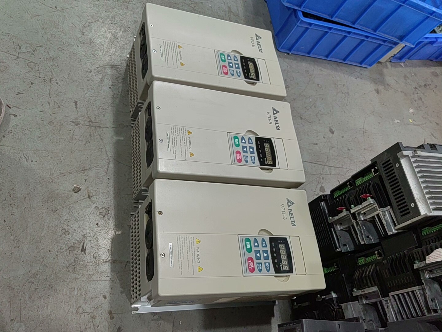 台达VFD-B变频器，