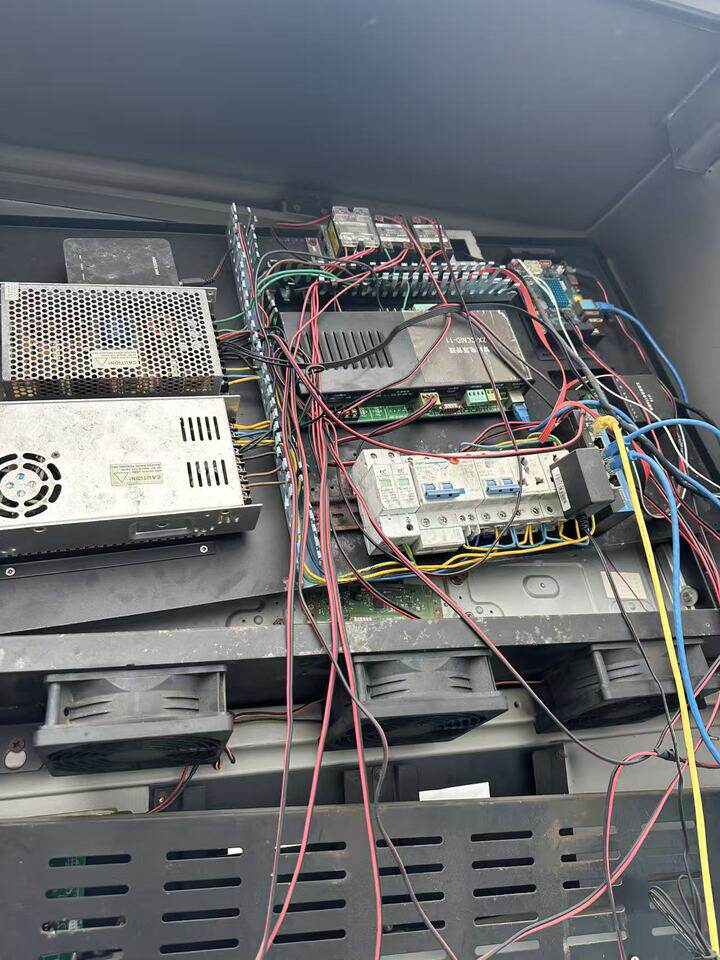 4月12日杭州【杭州】报废电子站牌约21台网络拍卖公告
