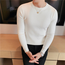 秋冬季男士白色毛衣修身打底衫长袖青年简单款，休闲圆领针织衫黑色
