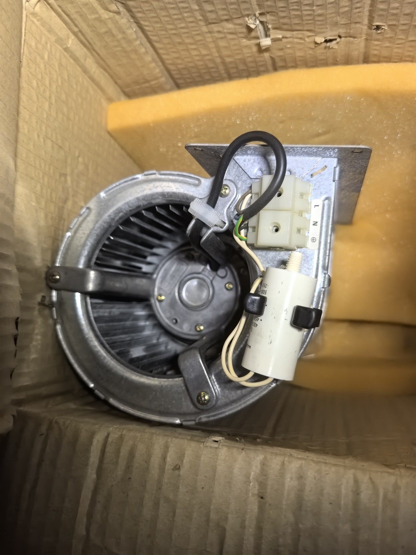 德国ebmpapst风机D2E133-AM47-23. 19