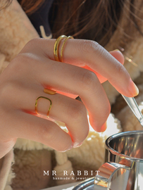 洗手不要摘法式时尚钛钢双层镂空小众设计钛钢金色食指戒指女