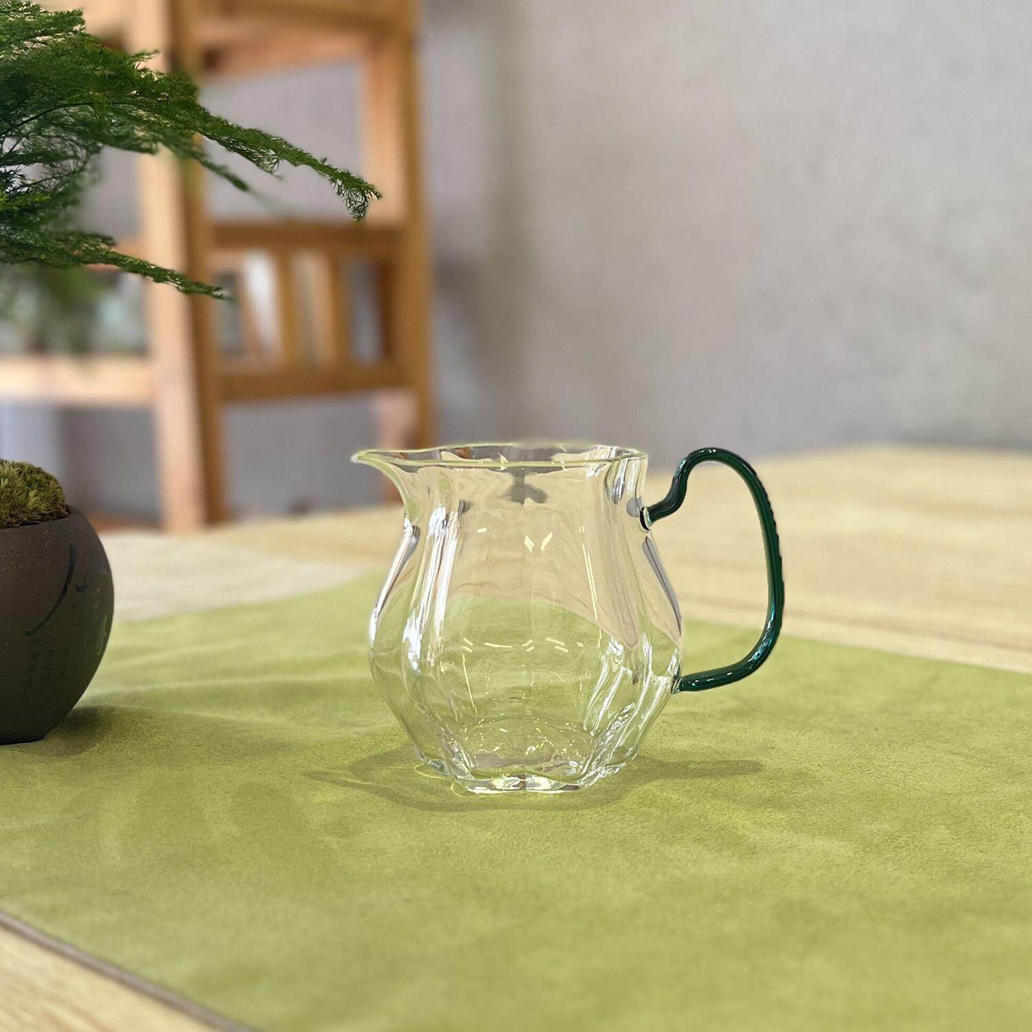 新品花瓣公道杯玻璃高档茶海单个公杯分茶器带手柄功夫茶分茶杯