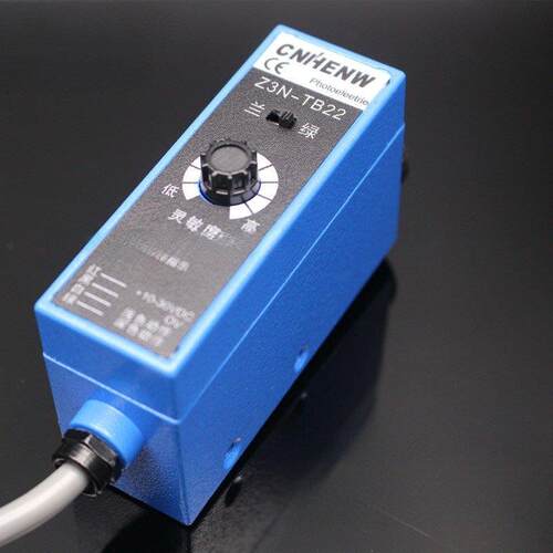 Z3N-TB22色标传感器 制袋机光电眼颜色跟踪感应Z3N-T22纠偏CNHENW