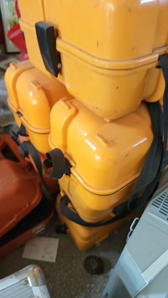 3月25日北京【京械3446】单位淘汰报废处置工程仪器一批共8台（以实物为准）网络拍卖公告