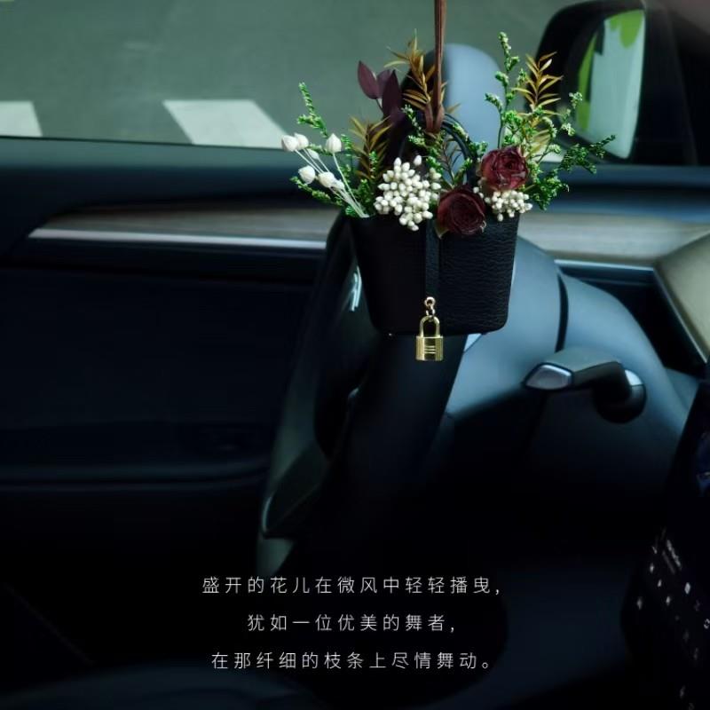 汽车挂件车载香薰后照镜汽车挂件摆件香氛女生高级感小众网红车内