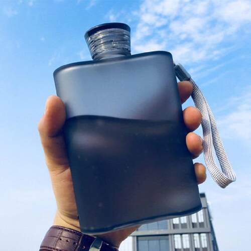 简约运动水壶塑料磨砂方形水瓶扁平杯子男女便携随手杯A5纸片水杯