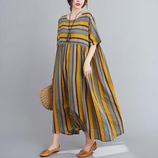neck round reducing striped sleeved fat short Age
