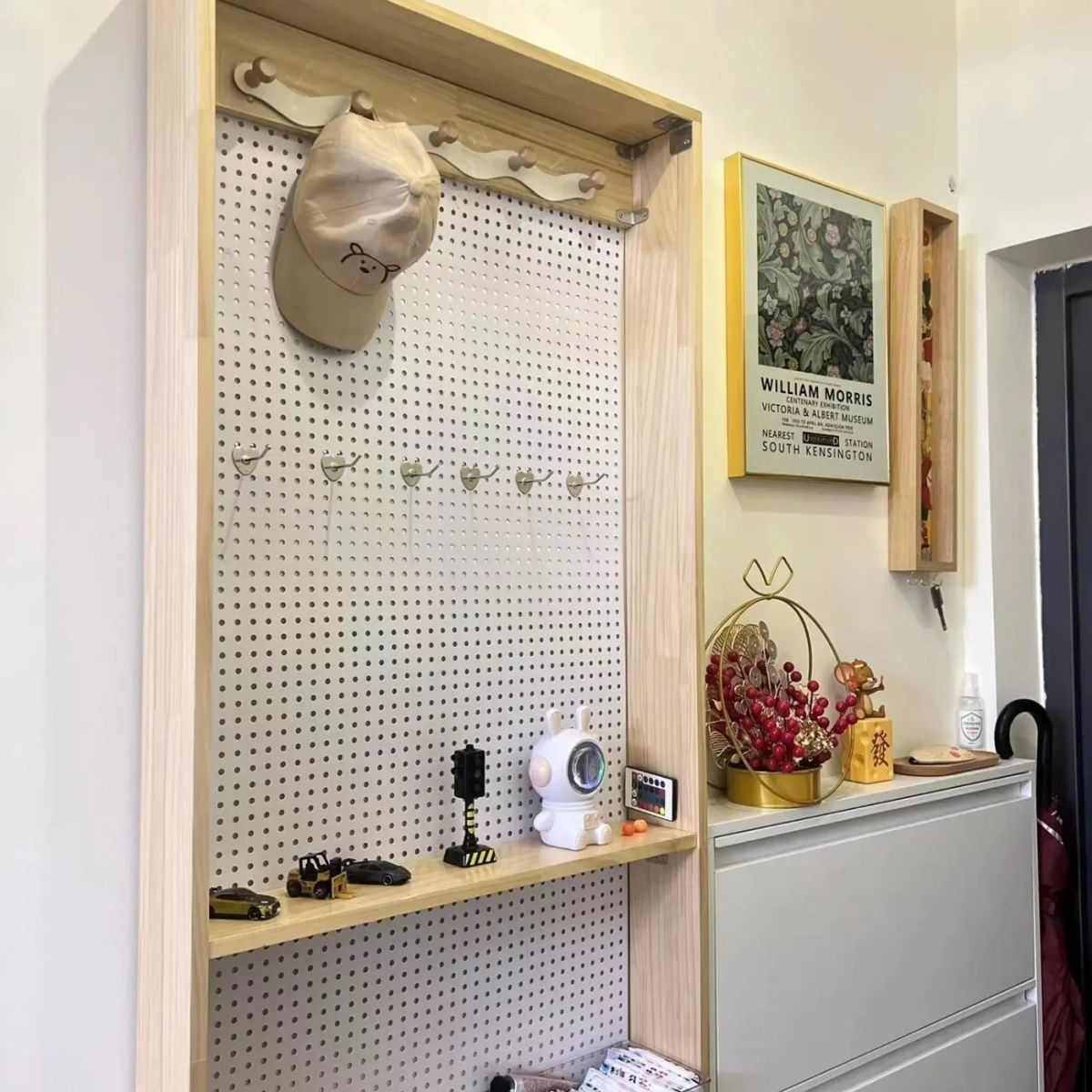 洞洞板圆孔挂墙置物架展示收纳货架厨房家用五金工具多功能工具墙,收纳整理,整理架/置物架/收纳架,淘宝优惠券,粉丝福利购,淘宝优惠卷