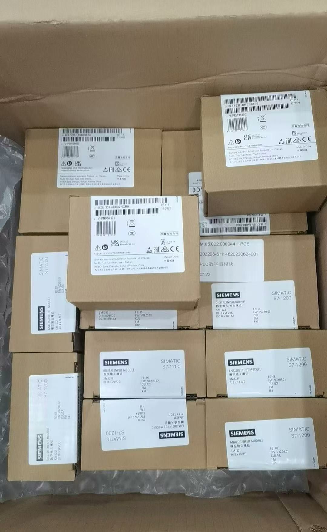 现货6ES7223-1BH32-0XB0 西门子S7-120