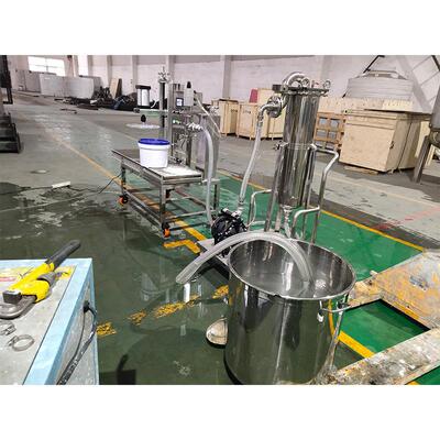厂家供应25L小半灌自动装机及配93套设备过滤车秤重式灌装机