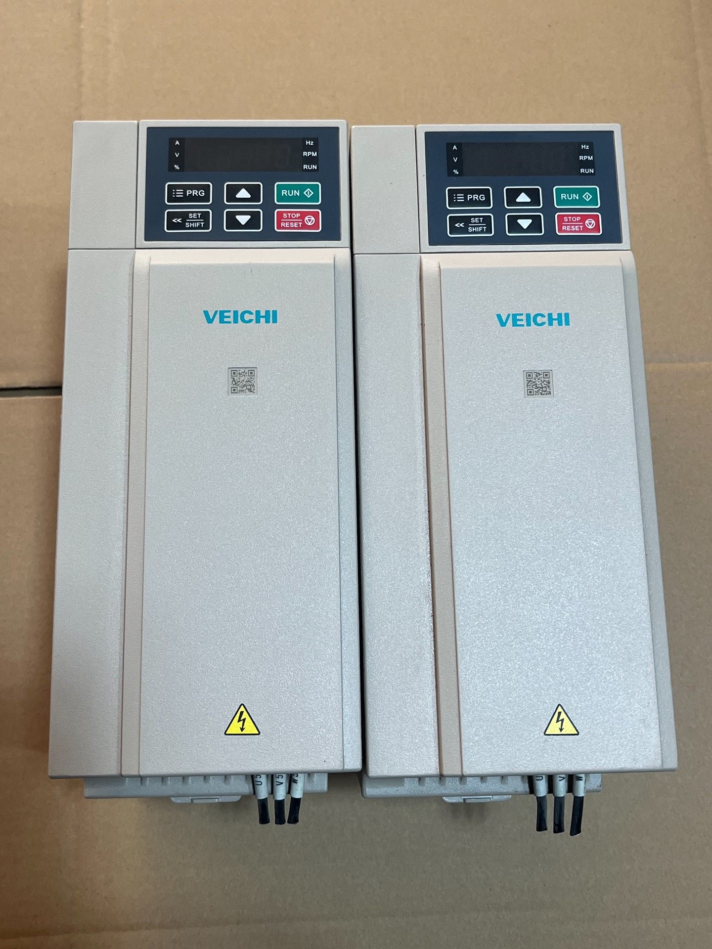 二手伟创AC300-T3-5R5G/7R5P-B 5.5/7