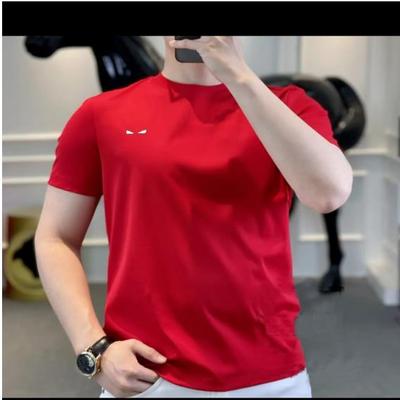 2025夏季新款欧货纯色时尚短袖男潮流本命年简约修身怪兽红色T恤