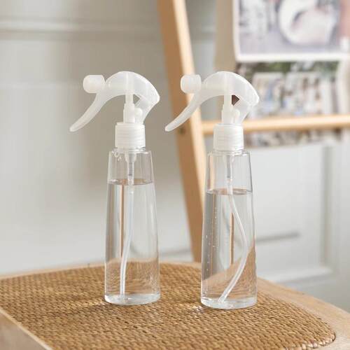 Mini spray bottle for kindergarten disinfection, fine mist t