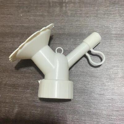 All-in-one garden watering can with a long spout, suitable f