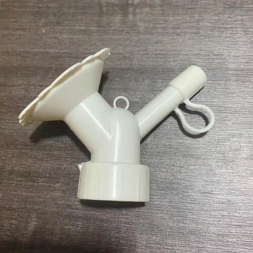 All-in-one garden watering can with a long spout, suitable f