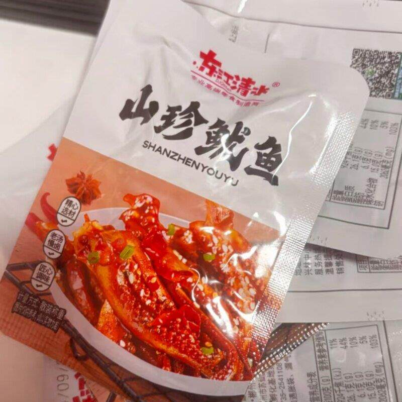 东江清水山珍鱿鱼袋装香辣鱿鱼丝海鲜解馋零食追剧开 袋即食