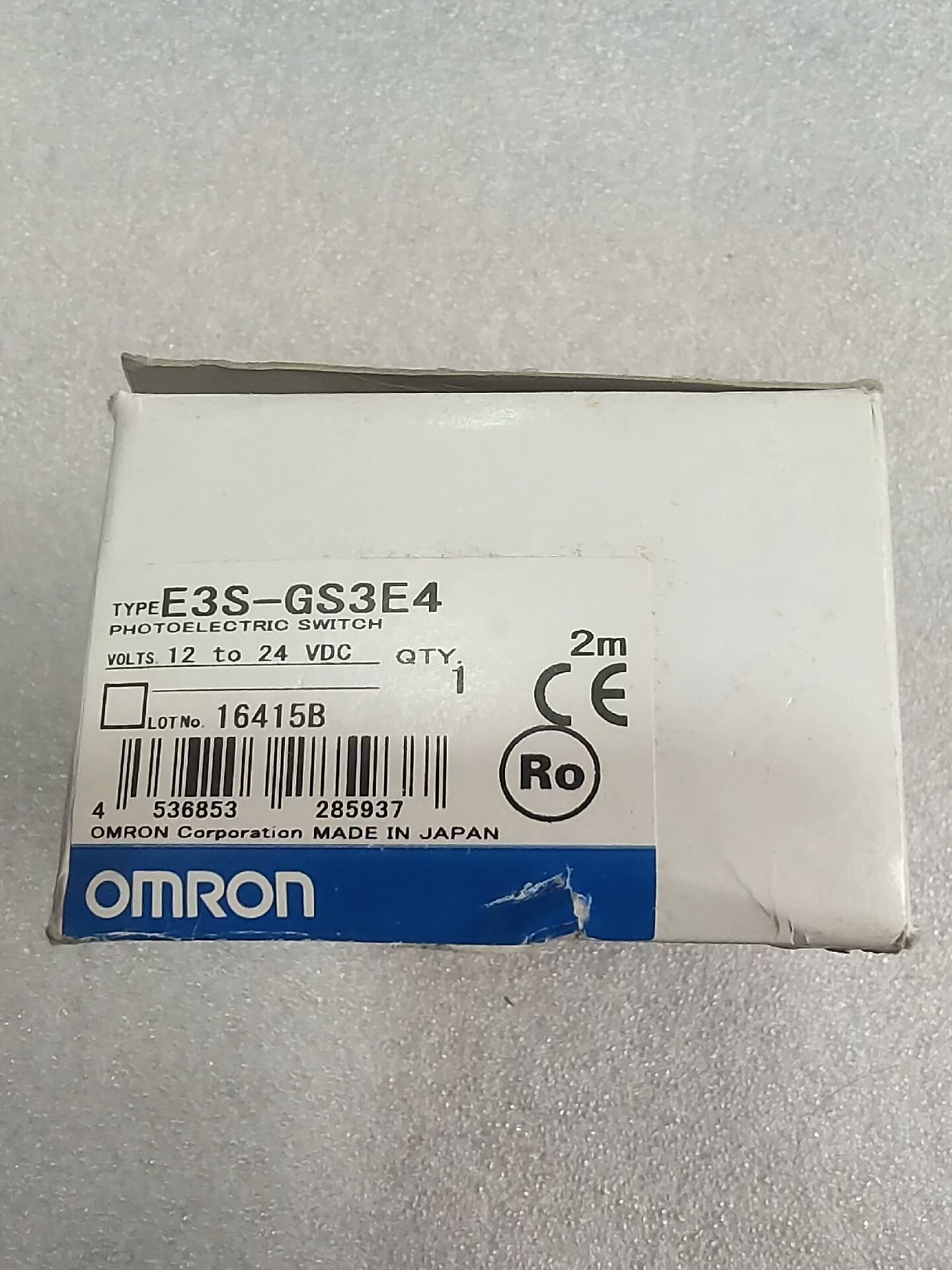 OMRON 欧姆龙  E3S-GS3E4 2M  实物拍摄