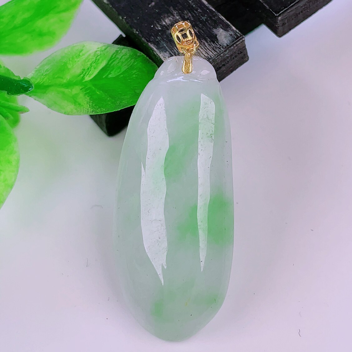 缅甸天然真品翡翠正品18k金扣颈饰