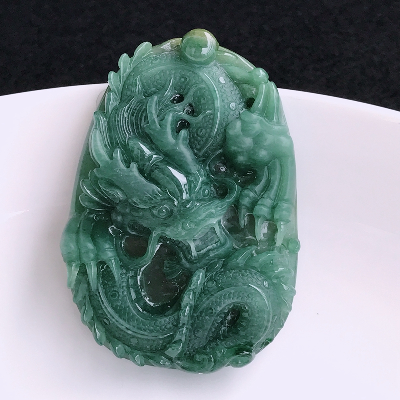 天然翡翠A货 精雕龙行天下龙牌吊坠 正品玉石挂件 58.22g
