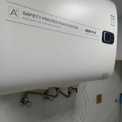 奥克斯 SMS-60SC52扁桶热水器优缺点揭秘，写给新手提醒