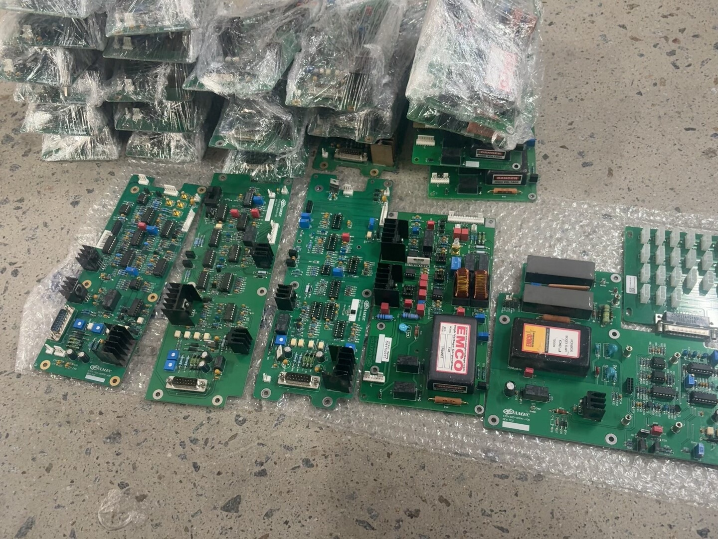 AMEC 板子 525-00041-100 1张