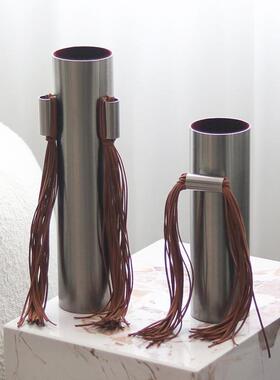 现代轻奢高档皮质流苏花器摆件客厅样板房售楼处艺术皮革花瓶饰品