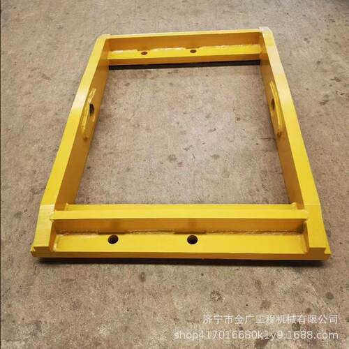 装载机副车架 XC968铲车中悬梁 拉杆 摇摆架摇臂