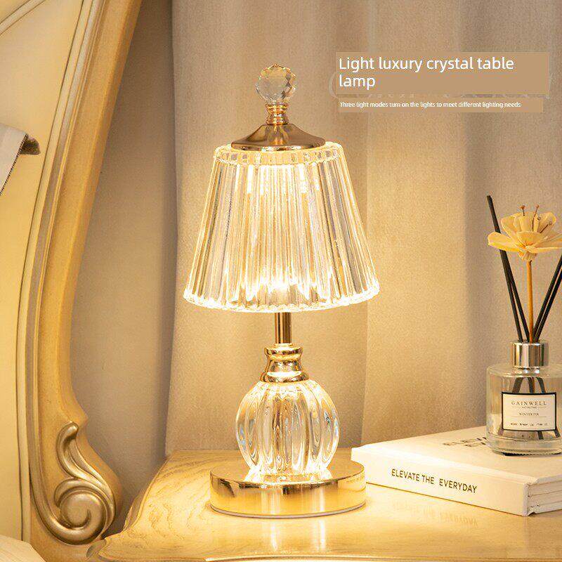 轻型豪华覆古台灯卧室床头灯经典水晶2025新经典主卧室氛围夜灯