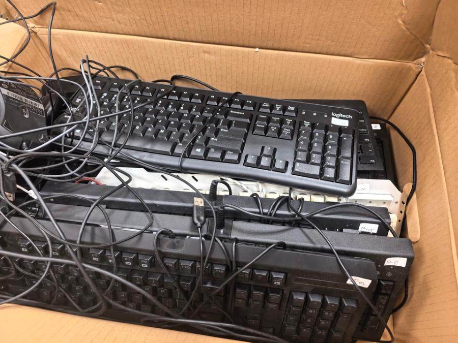 1月9日上海静安广告公司名下一批办公设备网络拍卖公告