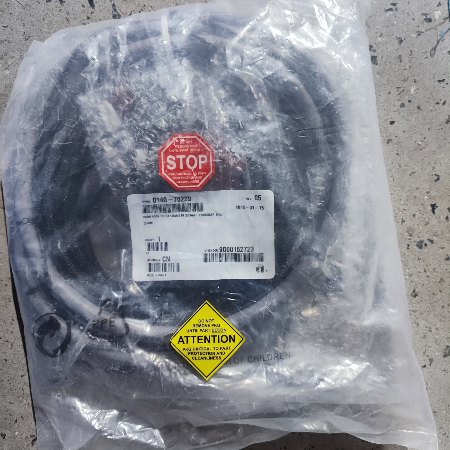 AMAT半导体设备右腔信号线，型号0140-70229，20