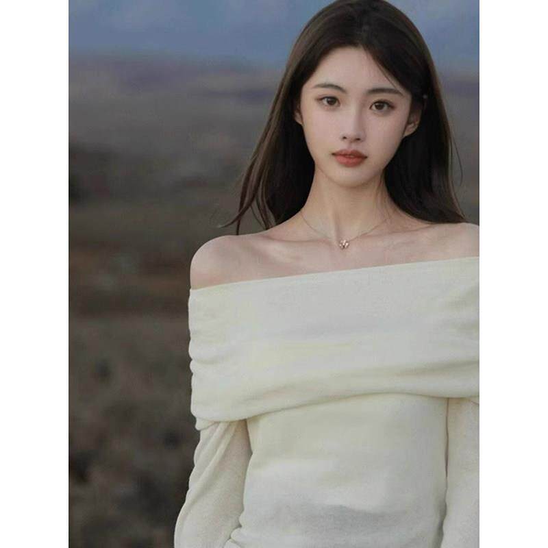 法式一字肩温柔针织上衣女春春季设计感白色修身显瘦露肩长袖毛衣