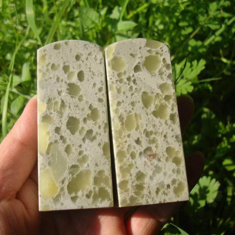 青田石葡萄冻蜂窝石3*3*8CM圆头印章一对金石篆刻石料印章石送盒