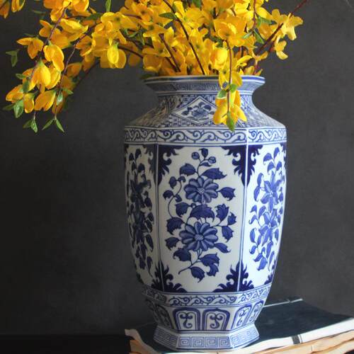 青花瓷花瓶中式样板房间售楼处客厅玄关陶瓷花器花瓶软装饰品摆件